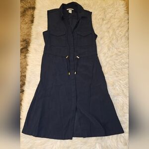 ~~H&M Navy Sleeveless Button-Down Midi Dress – Size 8~~